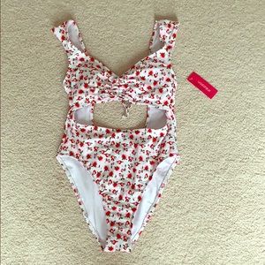Xhilaration one piece bathing suit